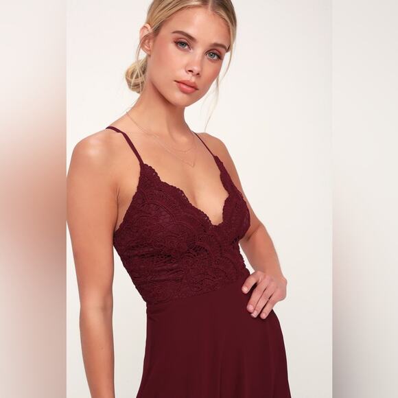 Lulu's NWT Madalyn Burgundy Lace Maxi Dress Size S - Picture 3 of 11